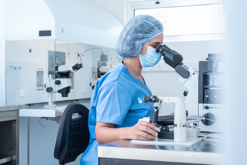 Embryologiste à Eugin Coimbra 